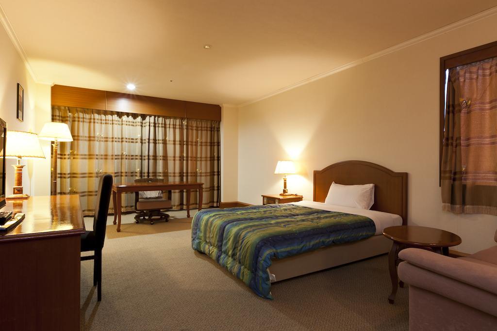 Station Hotel Au Цу Стая снимка