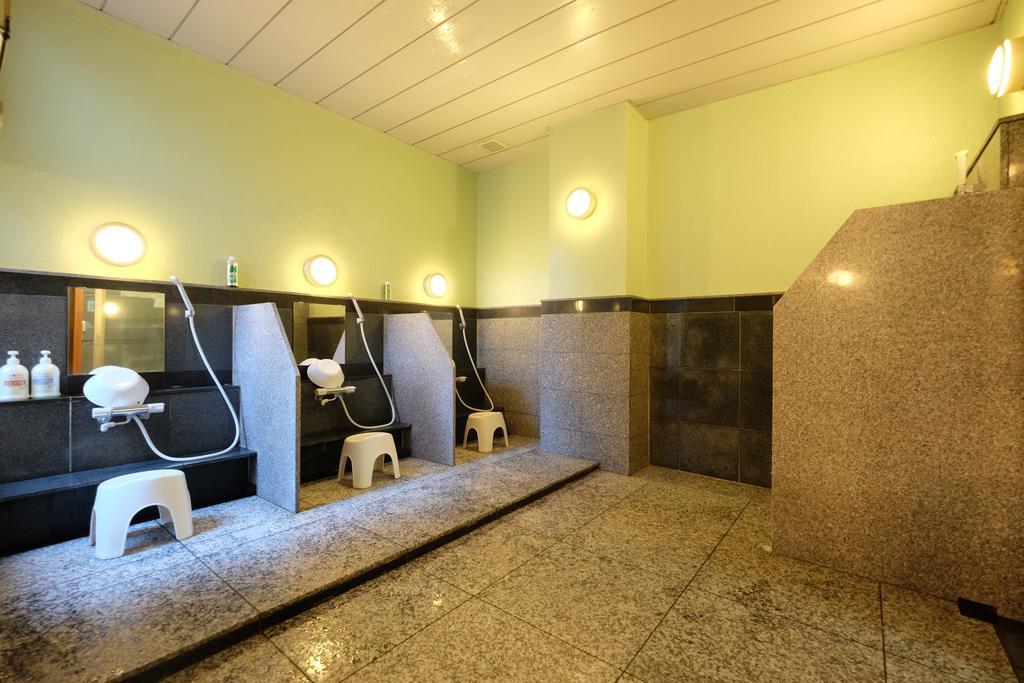 Station Hotel Au Цу Екстериор снимка