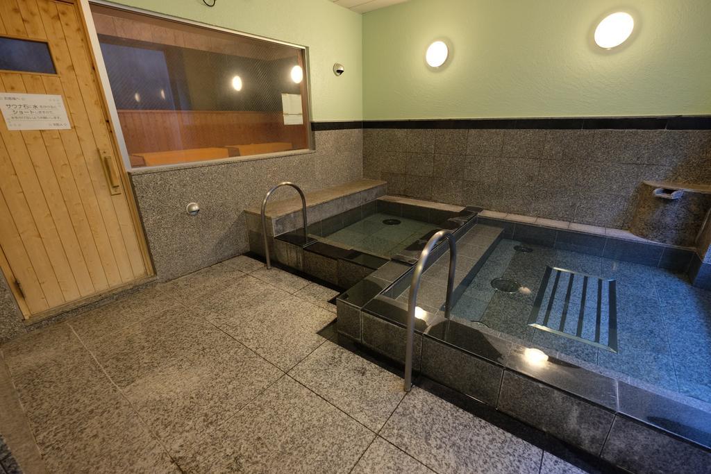 Station Hotel Au Цу Екстериор снимка