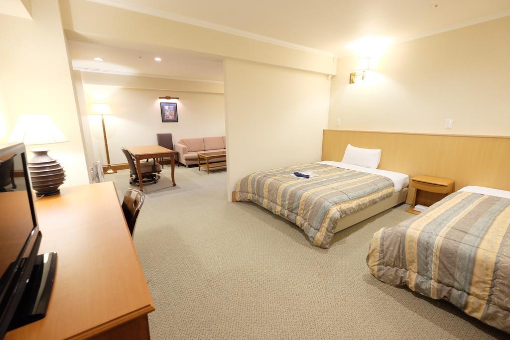 Station Hotel Au Цу Екстериор снимка