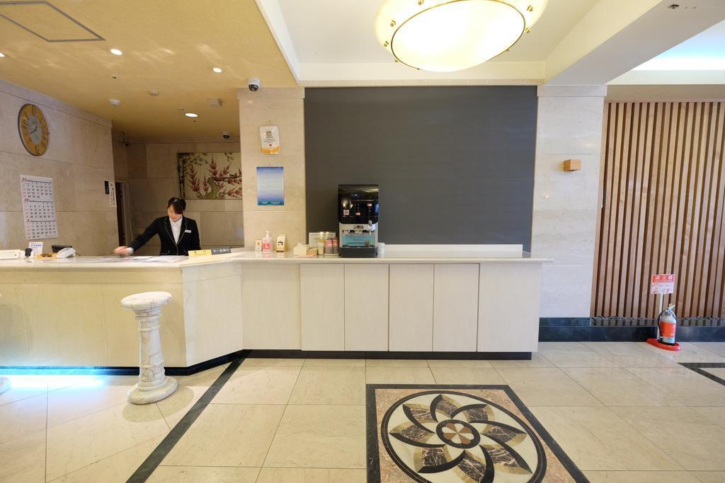Station Hotel Au Цу Екстериор снимка