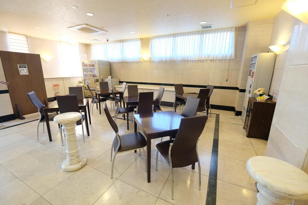 Station Hotel Au Цу Екстериор снимка