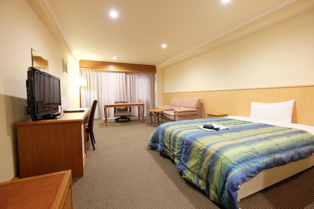 Station Hotel Au Цу Екстериор снимка
